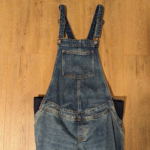 Maternity Overalls - Picture 3 of 4